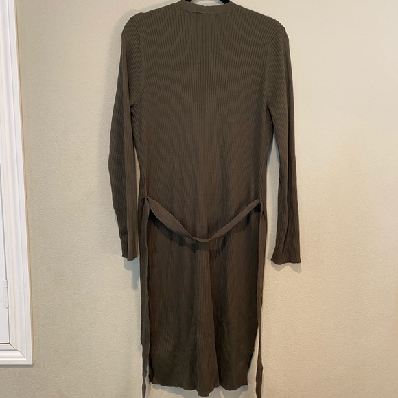 NWT women’s cardigan sweater size XL - Picture 3 of 4